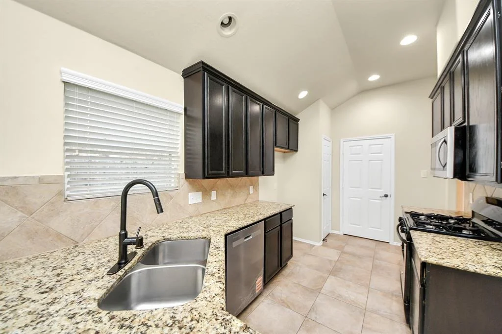 Photo of 2614 Leopard Court