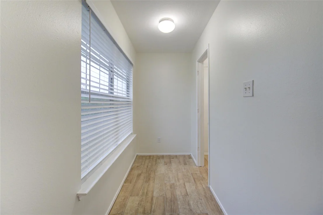 Photo of 9926 Myrtle Field Lane