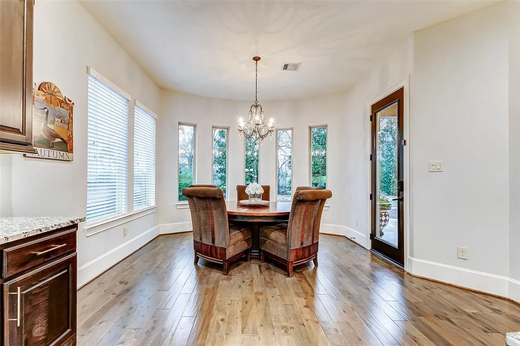 Photo of 30811 Shady Oak Drive