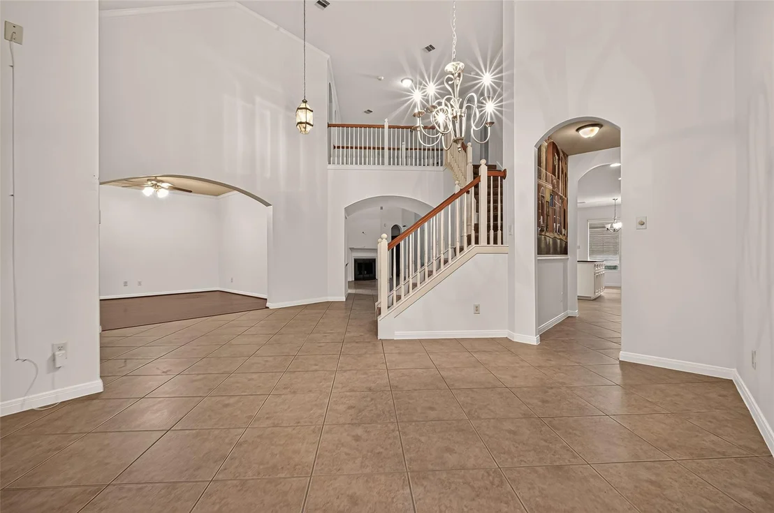 Photo of 331 Silver Creek Circle