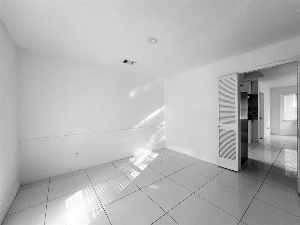 Photo of 6523 Escondido Drive