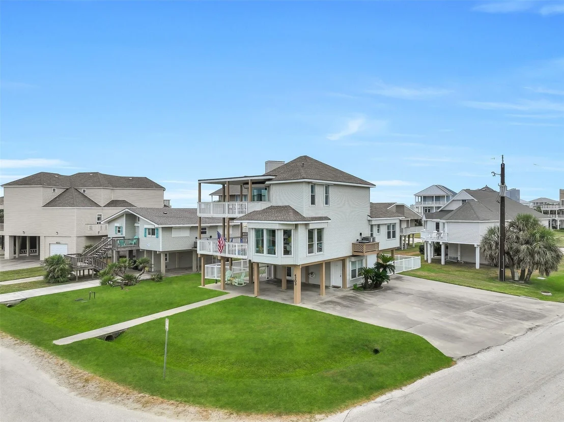 Photo of 4203 Campeche Court