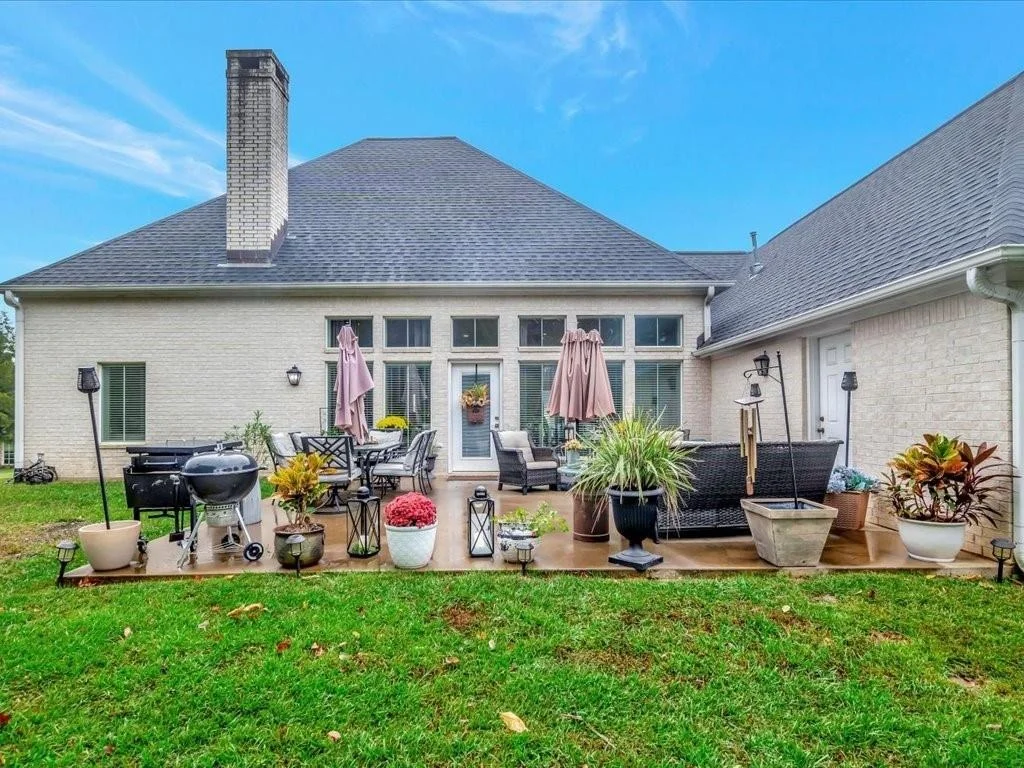 Photo of 325 Spring Creek Drive