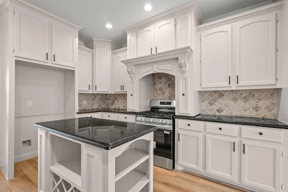 Photo of 227 Manor Avenue