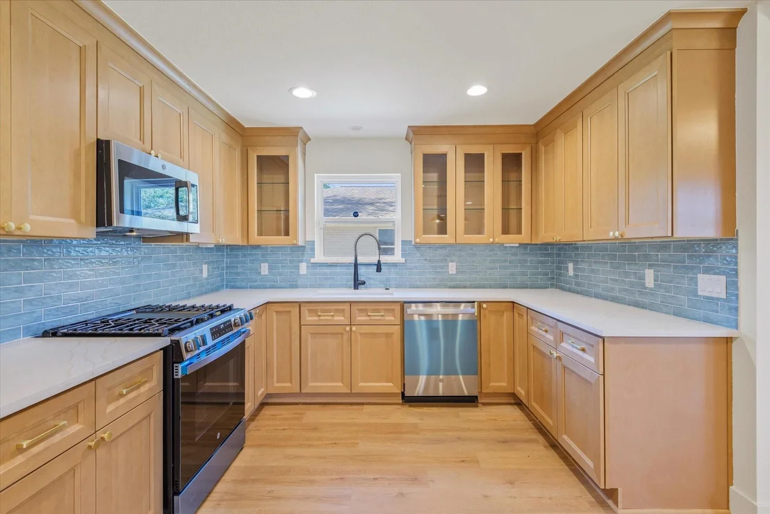 Photo of 5258 Willowbend Boulevard