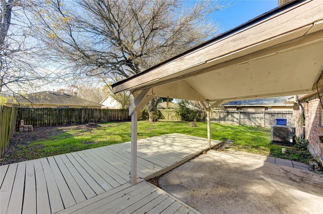 Photo of 6910 Navidad Road