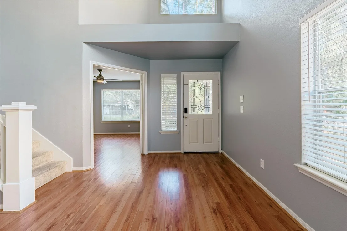 Photo of 22 E New Avery Place