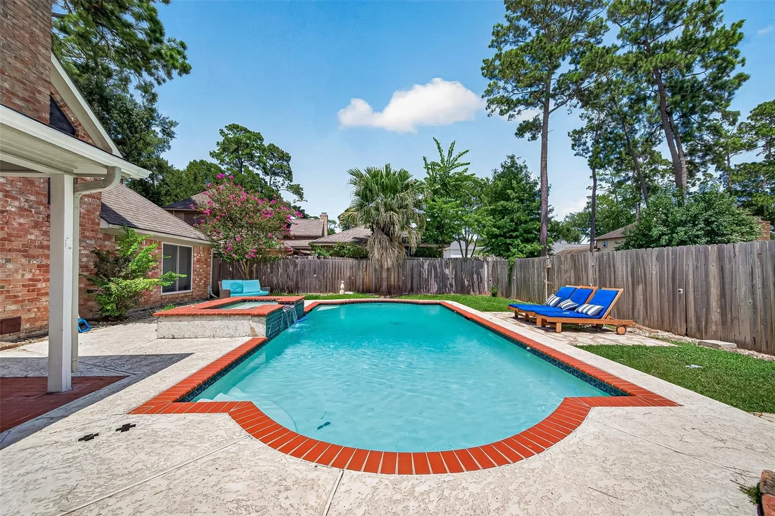 Photo of 5919 Spring Creek Oaks Drive