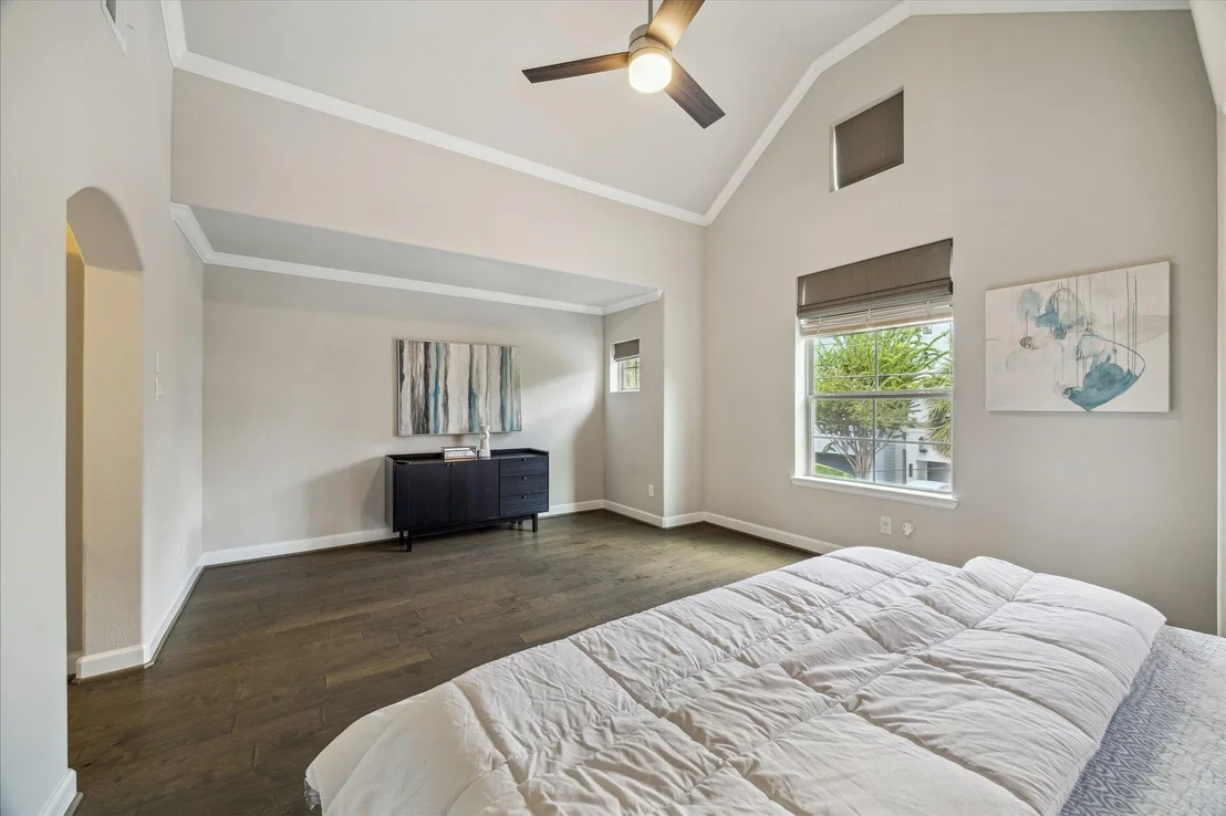 Photo of 5213 Rose Street