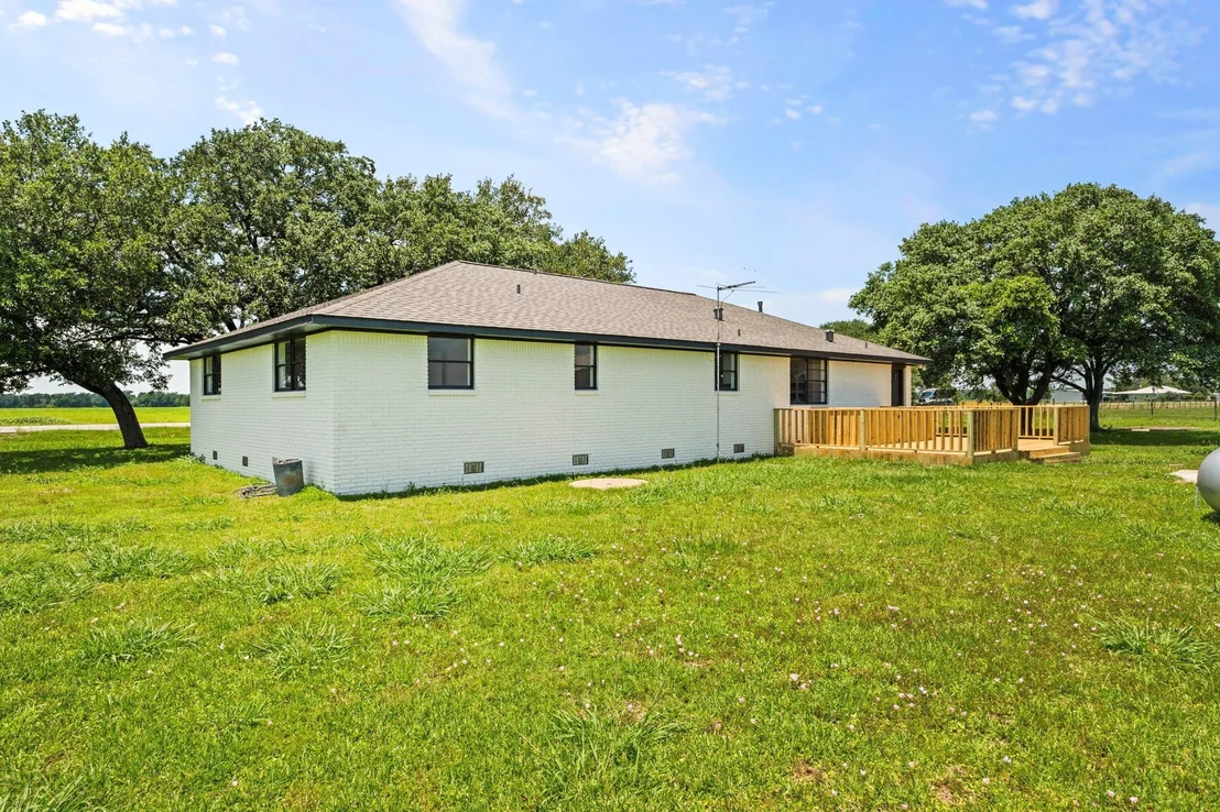 Photo of 2606 Long Lane