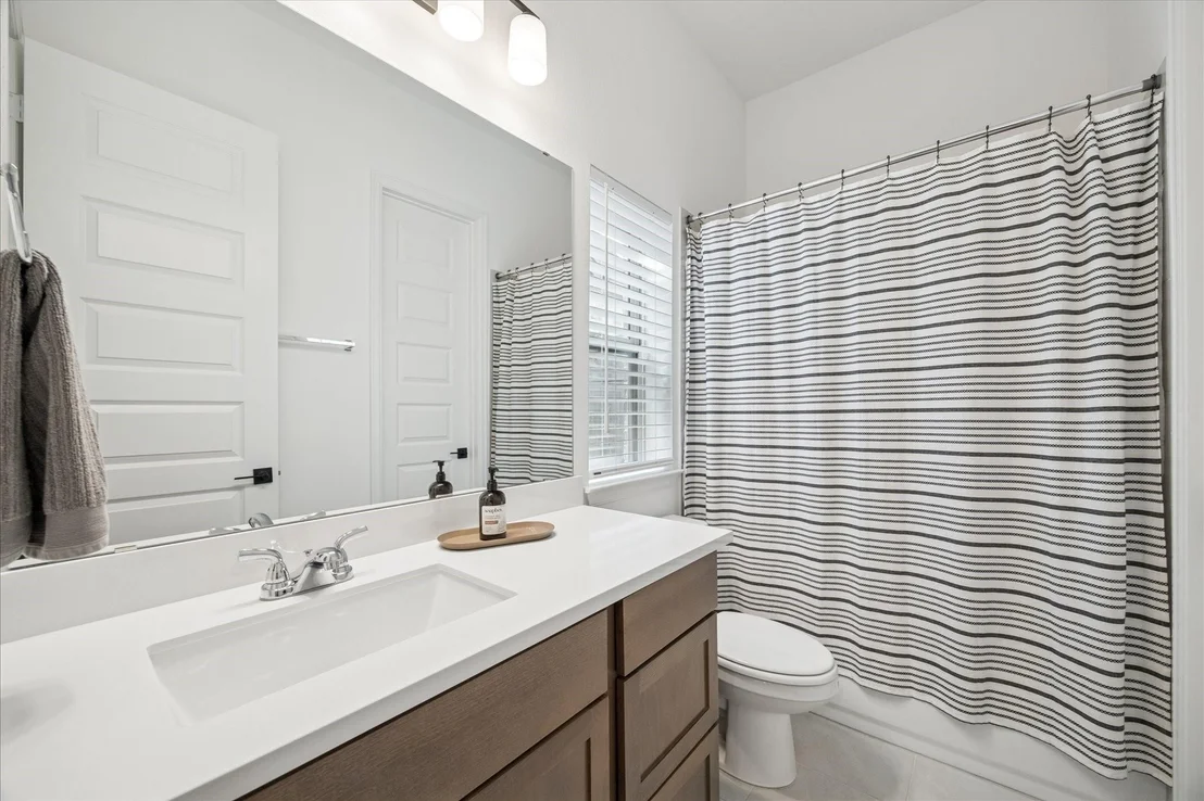 Photo of 31130 Crescent Hill Drive