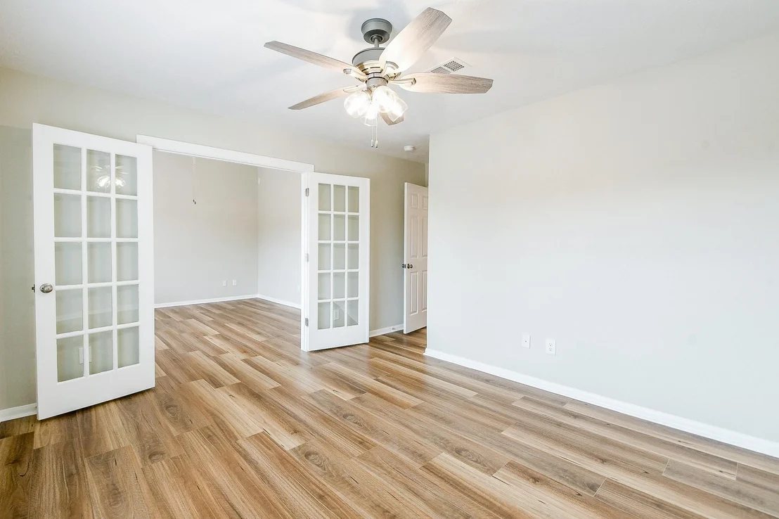 Photo of 815 Robins Way