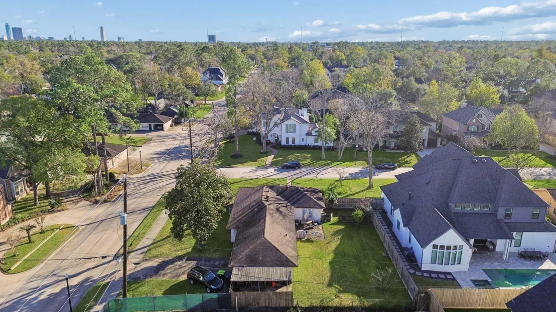 Photo of 8802 Cedarbrake Drive