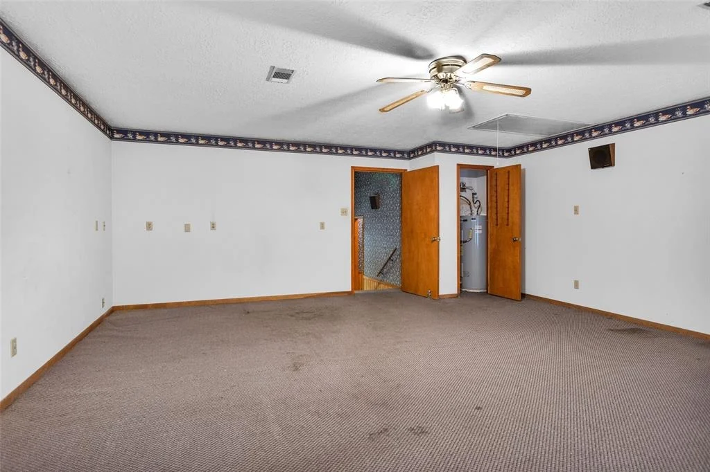 Photo of 24614 Spruce