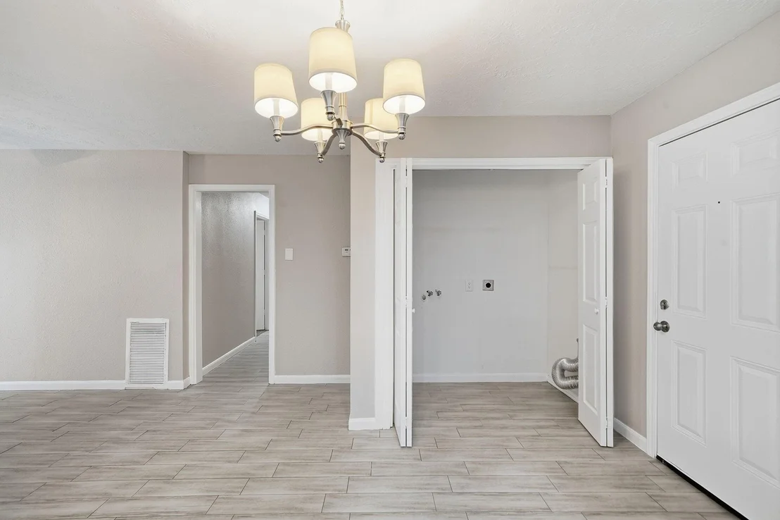 Photo of 5809 Melanite Avenue
