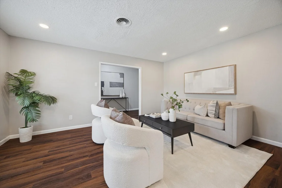 Photo of 5422 Golf Drive