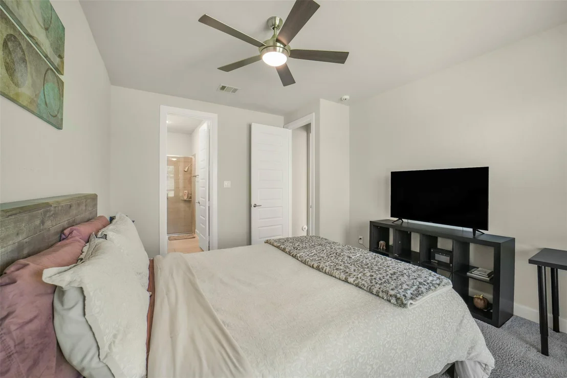 Photo of 7119 Kinglet Court