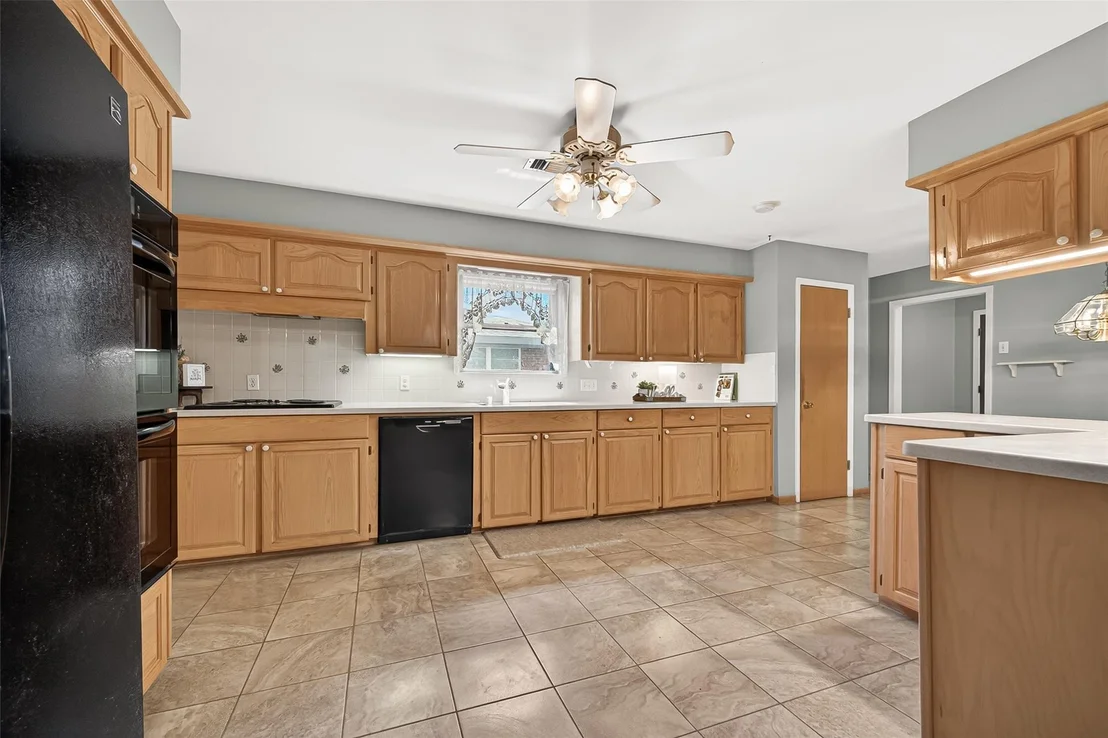 Photo of 5610 Belrose Drive