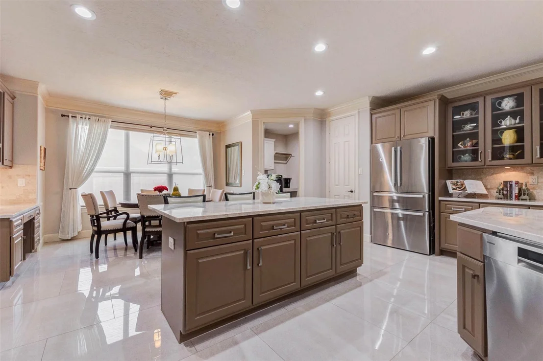 Photo of 1110 Lake Grayson Drive