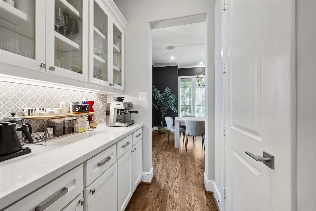 Photo of 4604 Mimosa Drive