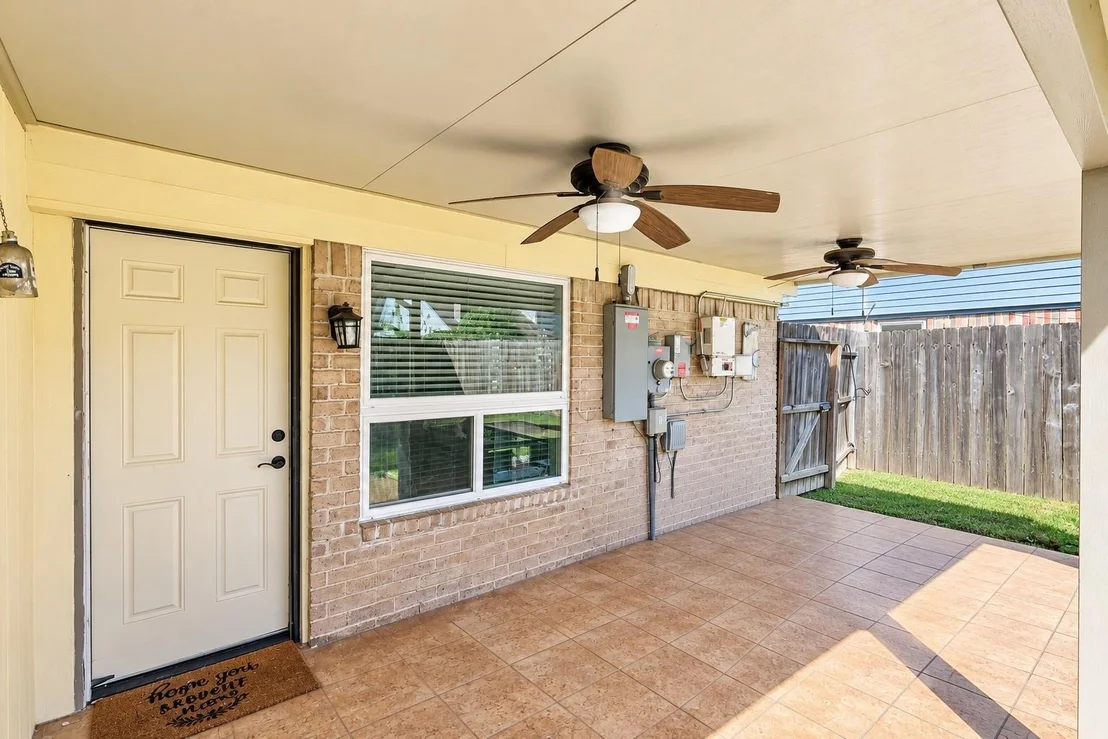 Photo of 7119 Sandy Knolls Drive