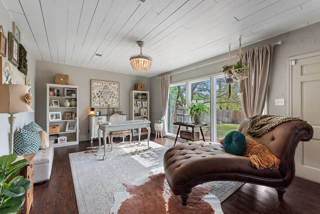 Photo of 2512 Towering Oaks Drive