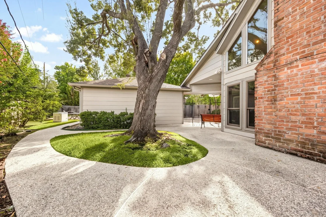 Photo of 6806 Billingham Court