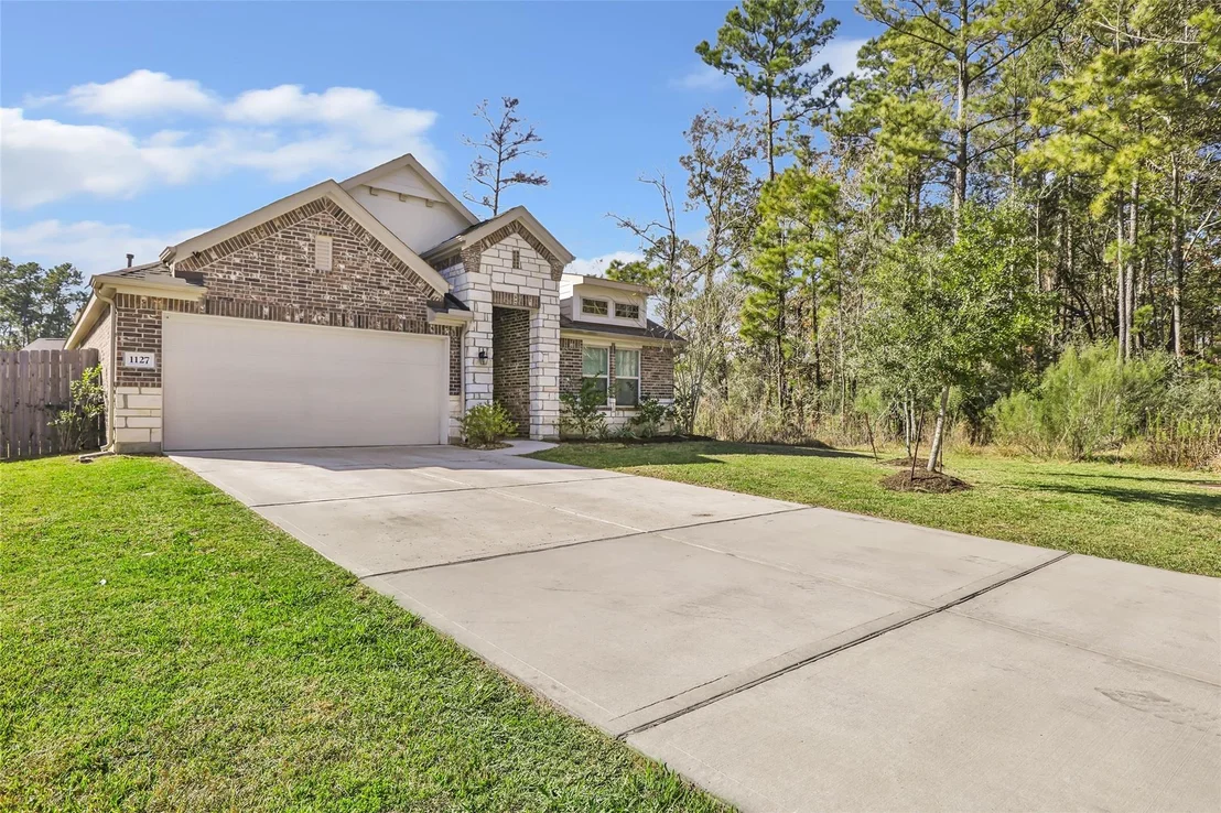 Photo of 1127 Bulwark Drive