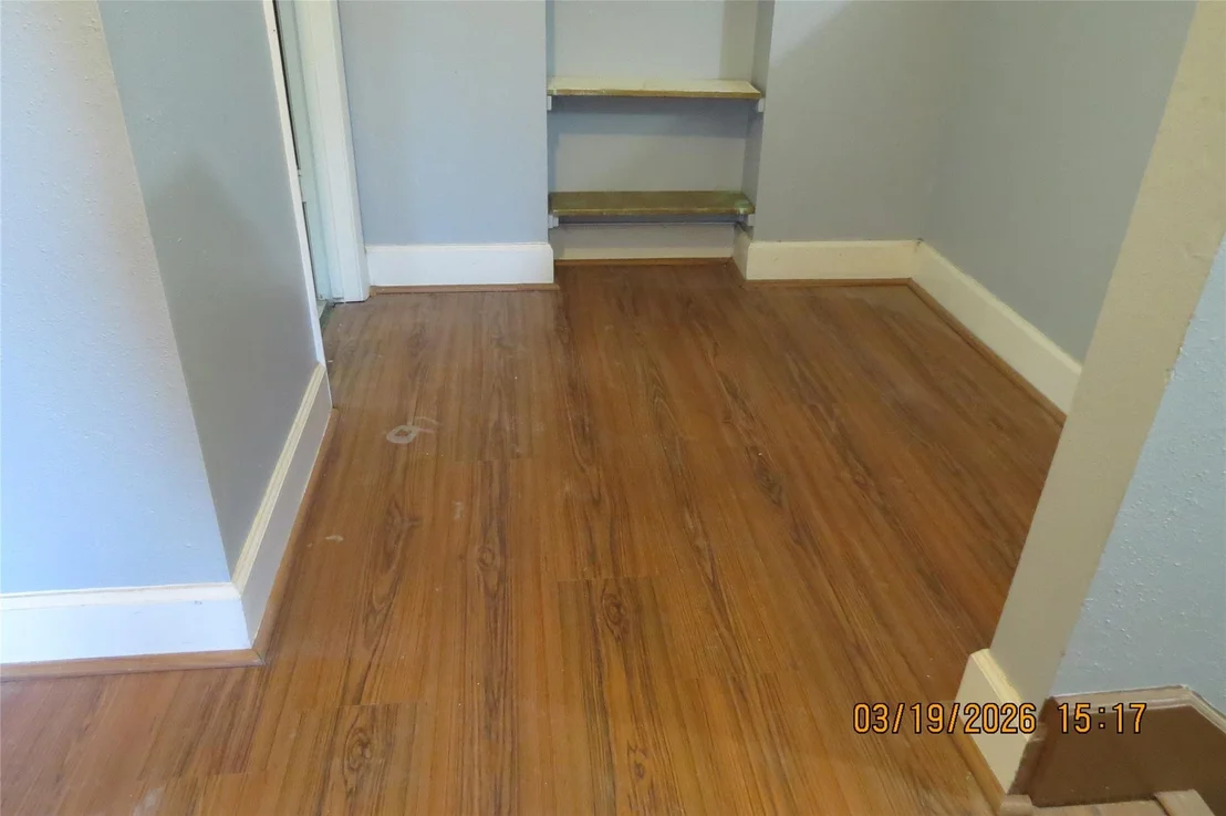 Photo of 6527 Gladewell Drive