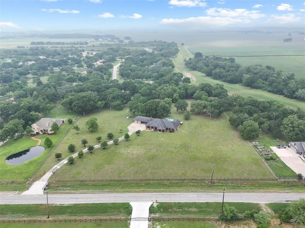 Photo of 7522 Fairchild Road