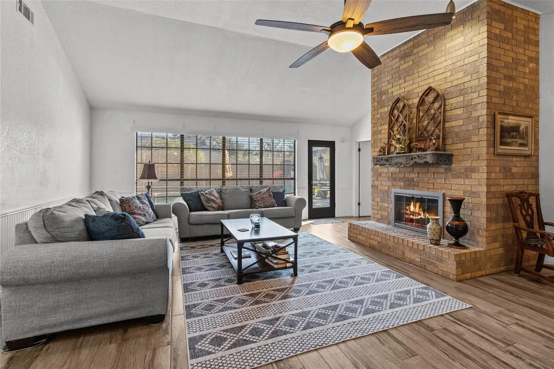 Photo of 9 Colony Square