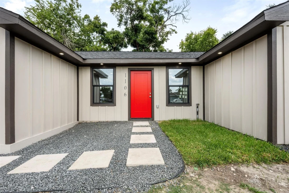 Photo of 1106 W Thomas Avenue