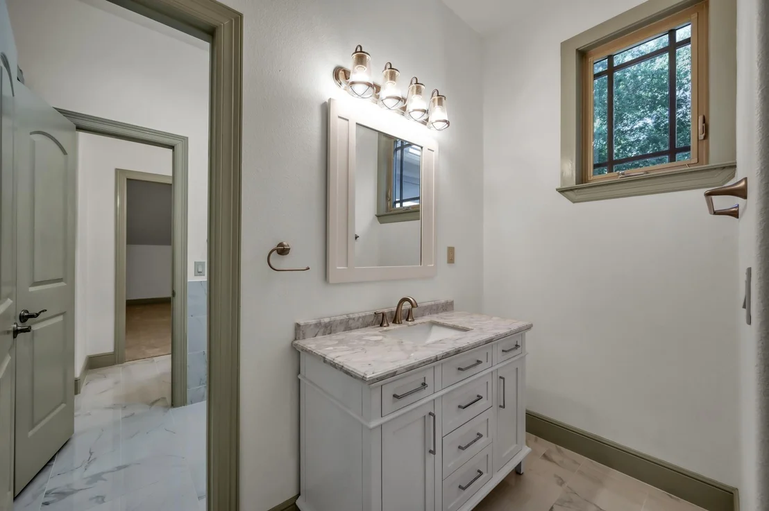 Photo of 2401 Conastoga Court