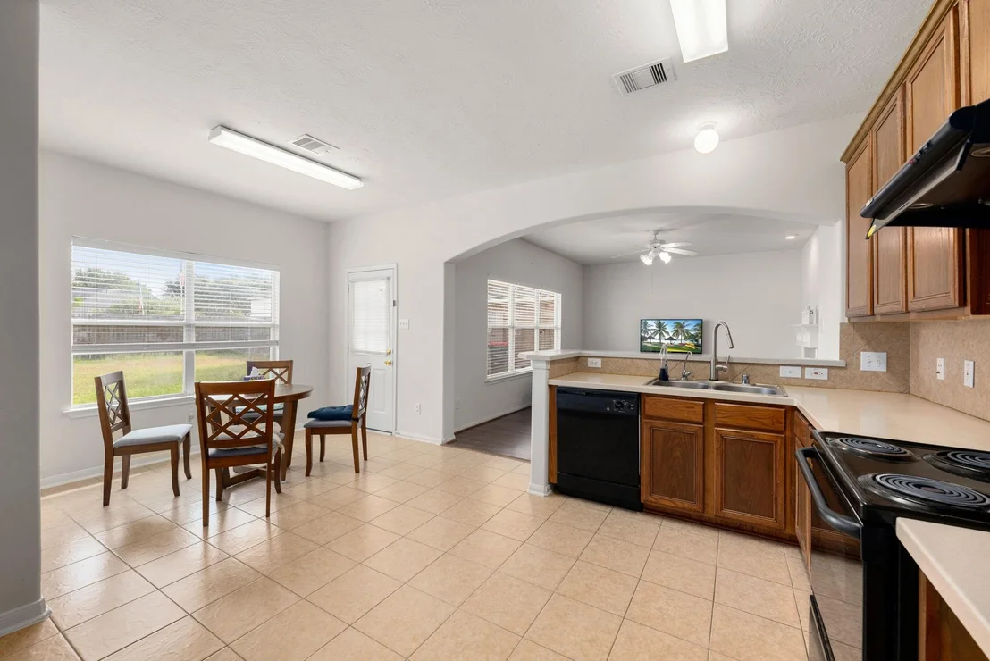 Photo of 25914 Chapman Falls Drive