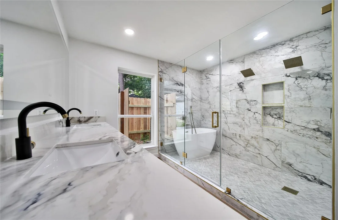 Photo of 70 Breezy Point Place