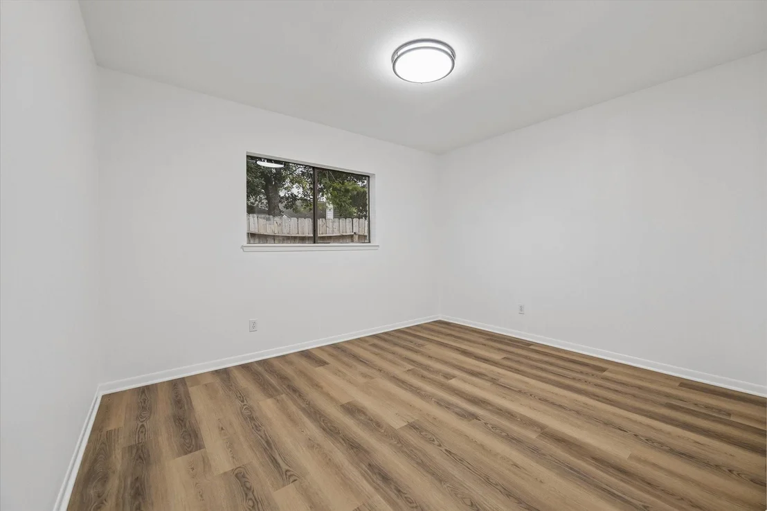 Photo of 14718 Cedar Isle Drive
