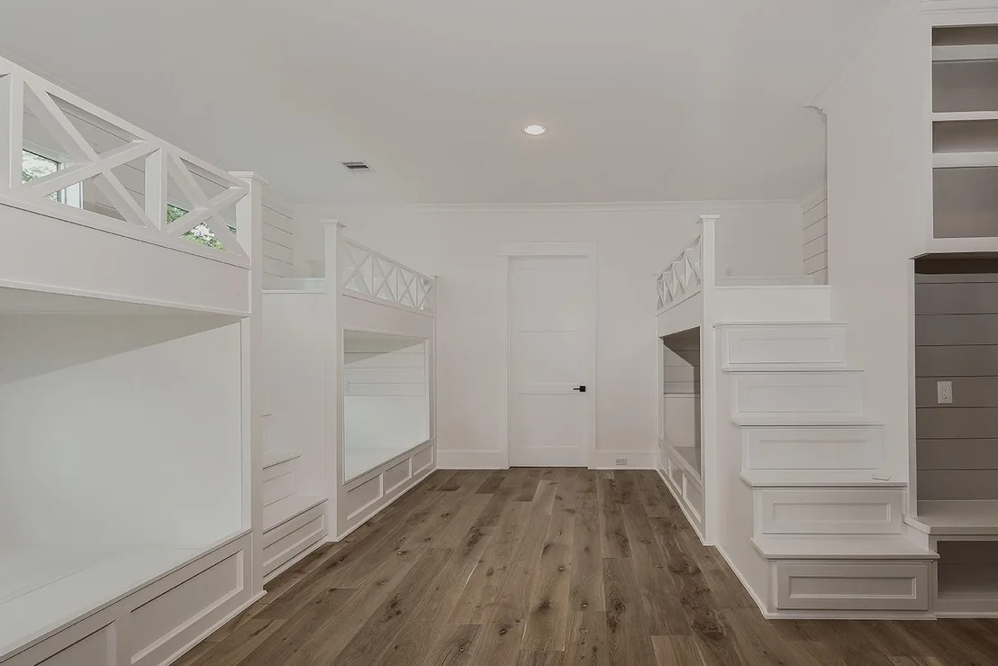 Photo of 12361 Oak Cove Pointe