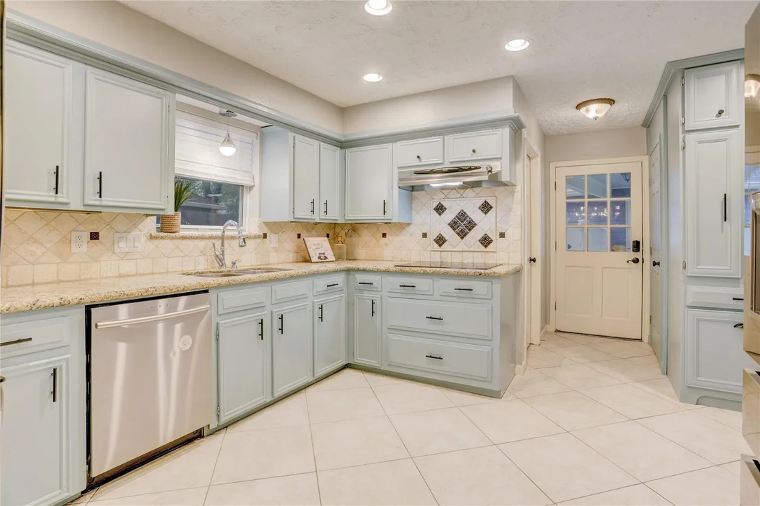 Photo of 602 Windsor Glen Drive
