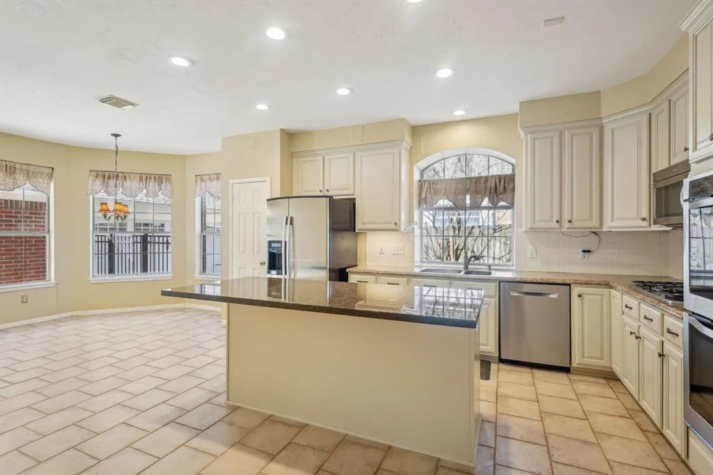 Photo of 19 Shady Pond Place