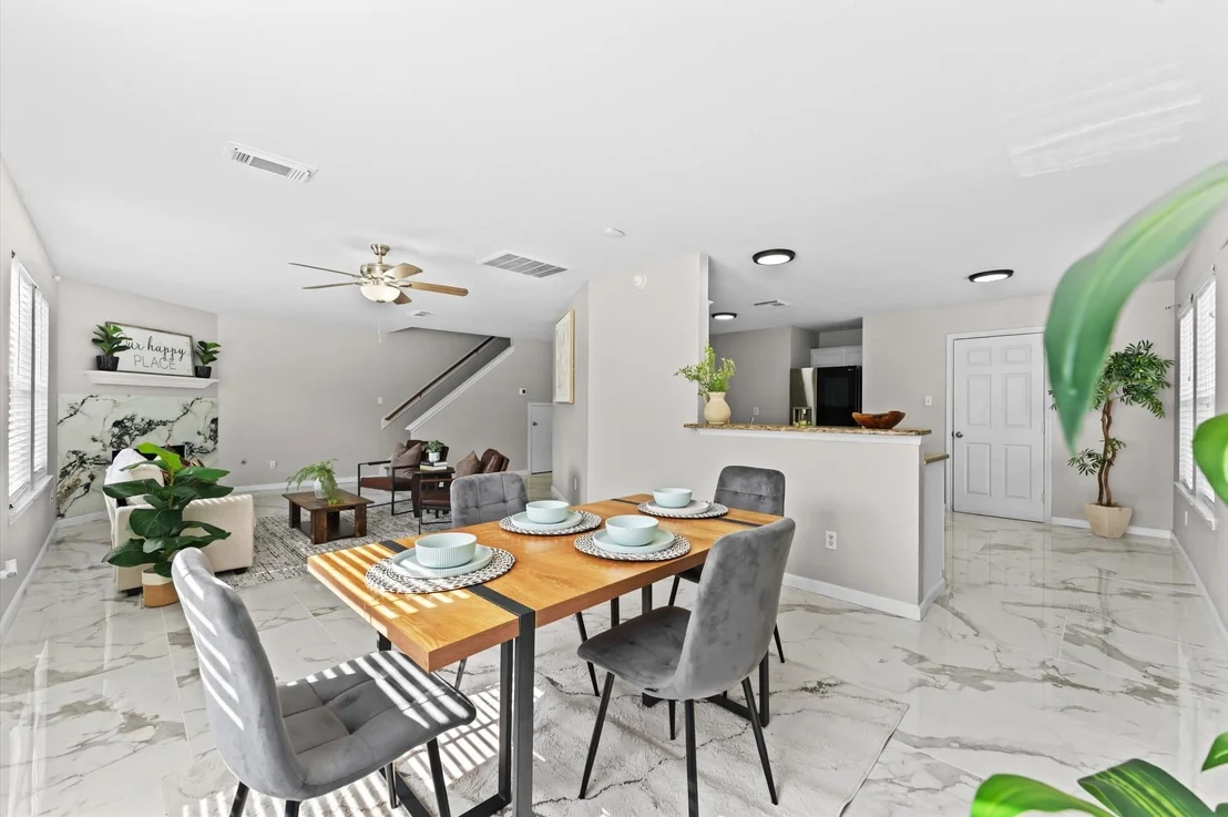Photo of 16102 Mesa Boulevard