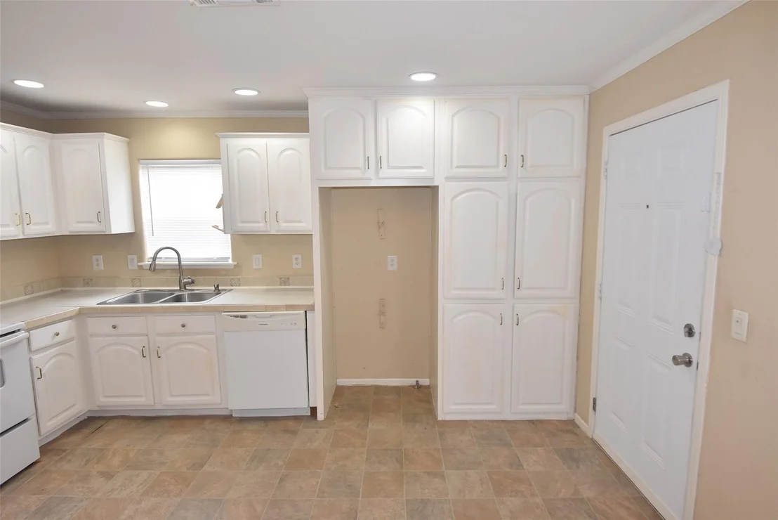 Photo of 10015 Summerberry Lane