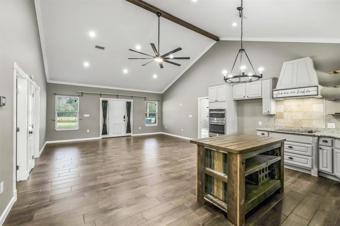 Photo of 212 County Road 2202