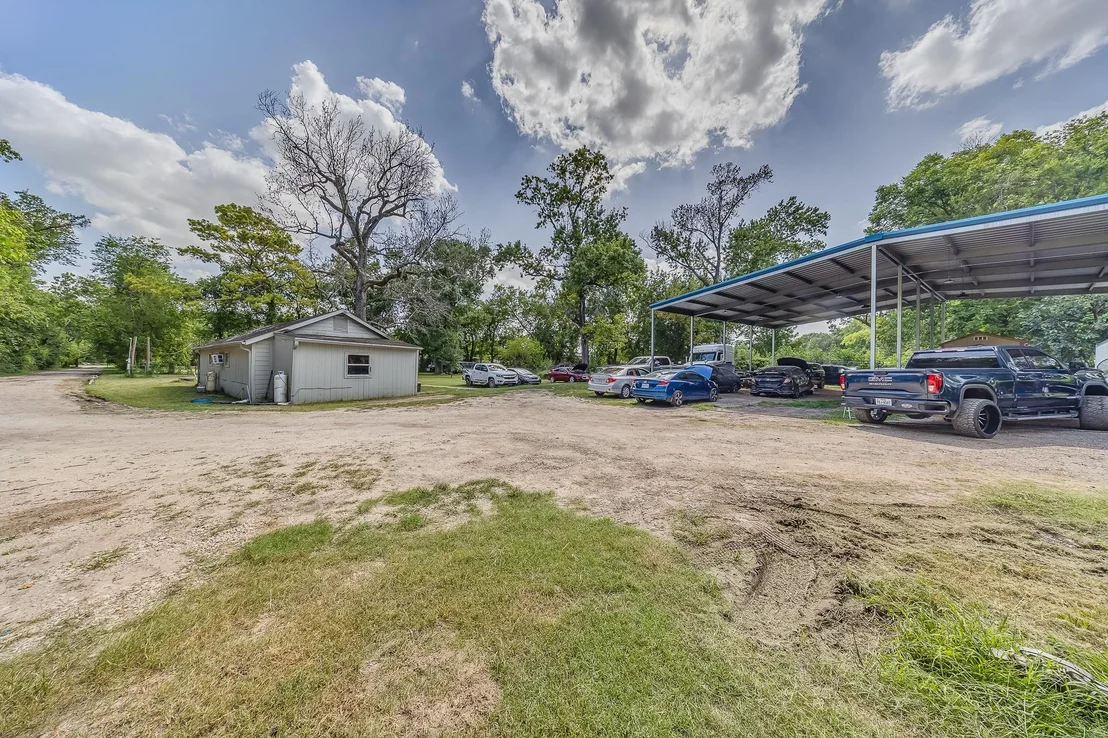 Photo of 1725 Strawn Road