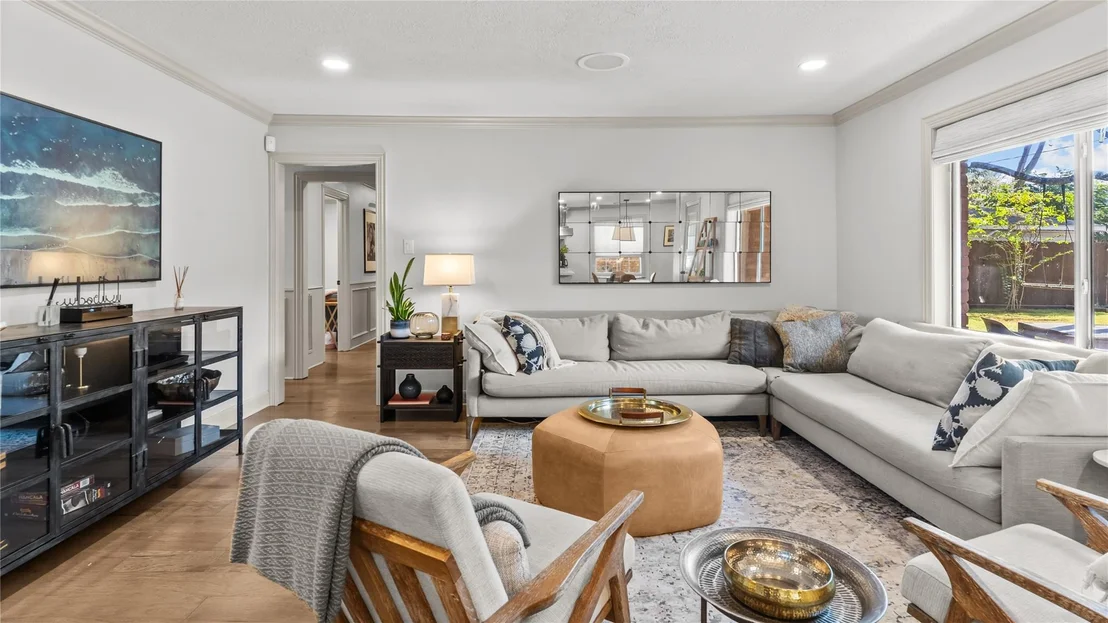 Photo of 5739 Valkeith Drive