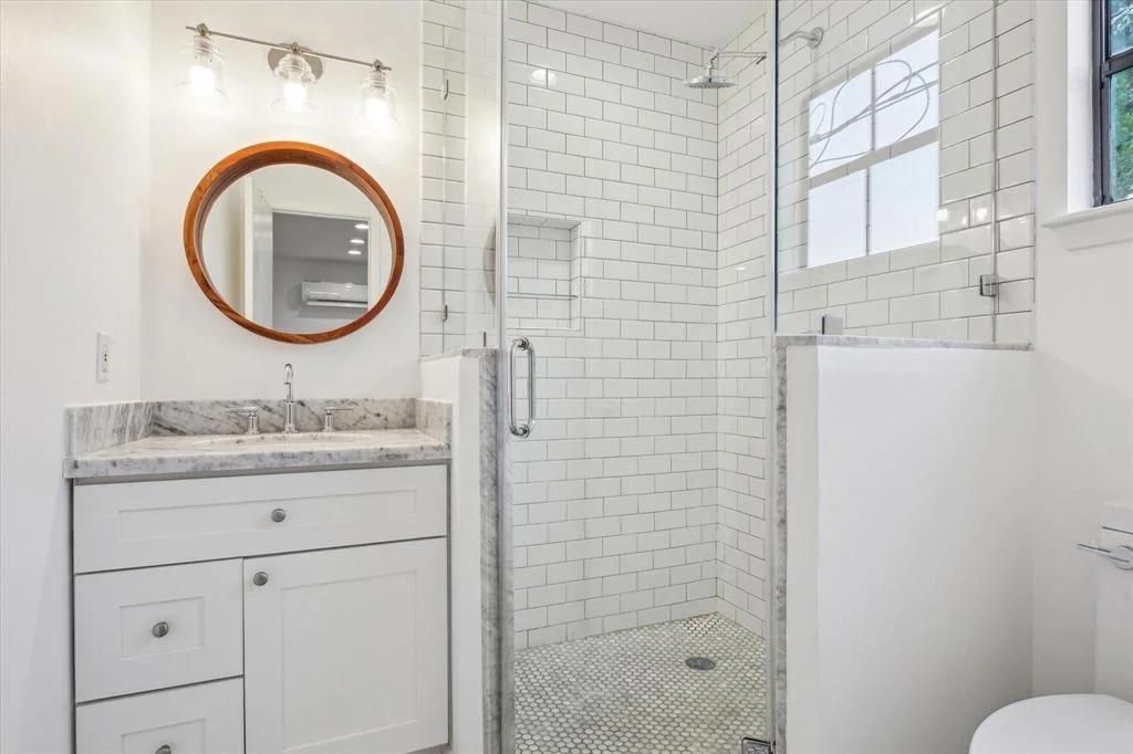 Photo of 2510 Addison Road