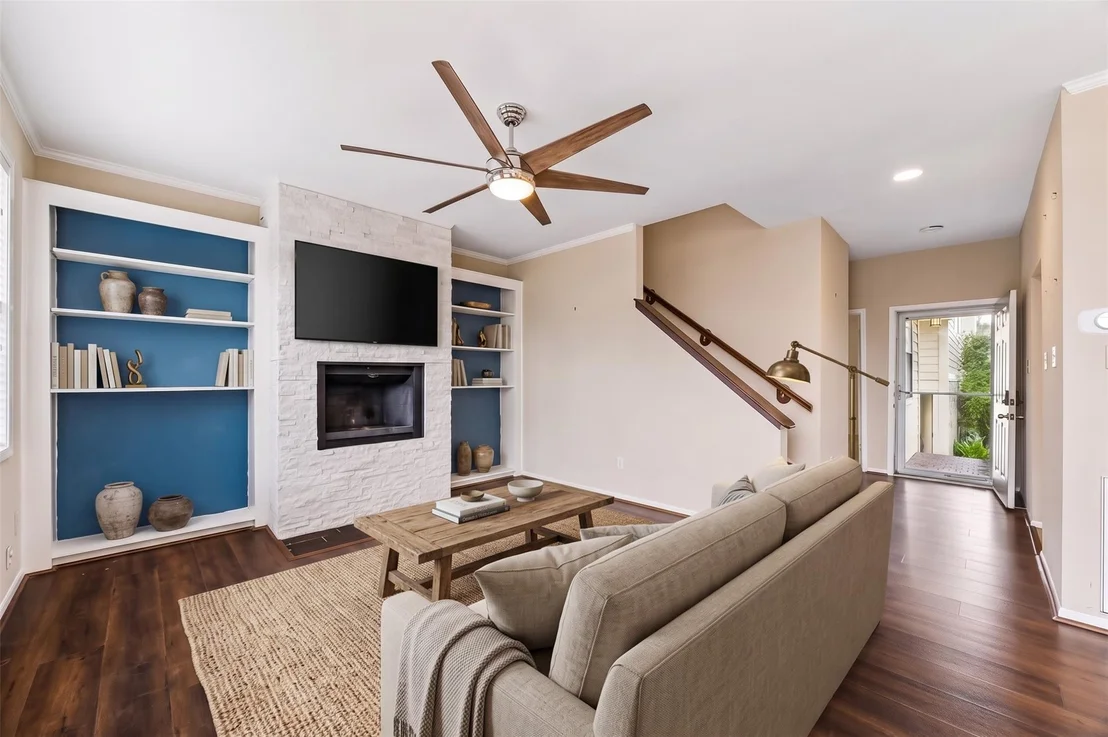 Photo of 2408 Intrepid Way