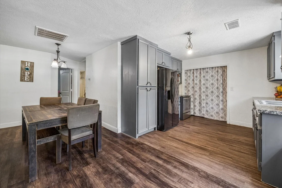 Photo of 271 Trails End Drive