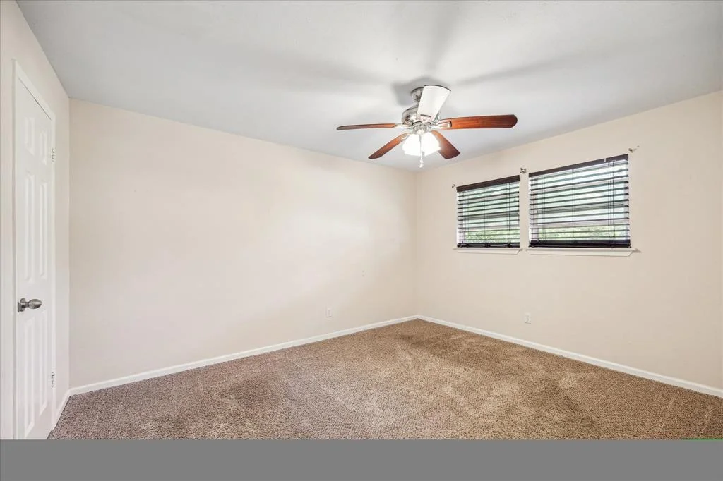 Photo of 206 Shannondale Lane