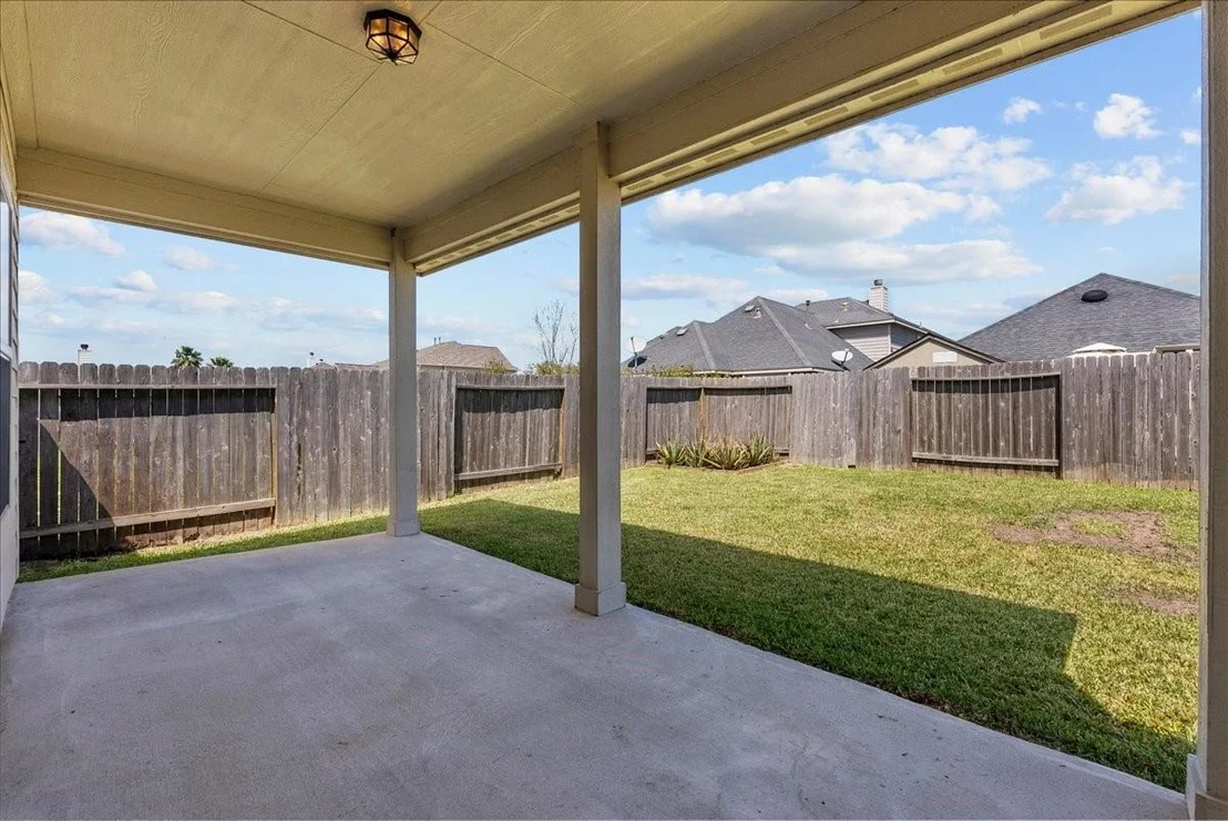 Photo of 5111 Bay Lane