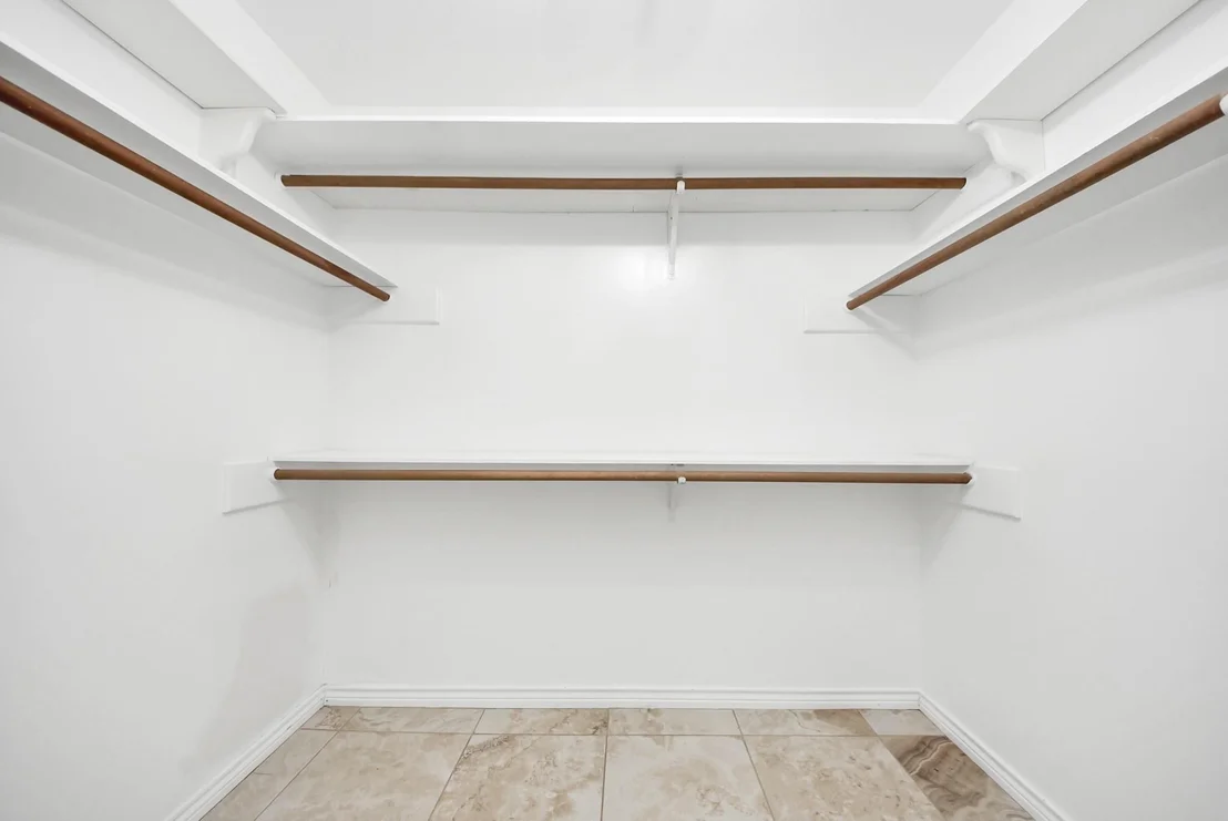 Photo of 12463 Oak Park Drive